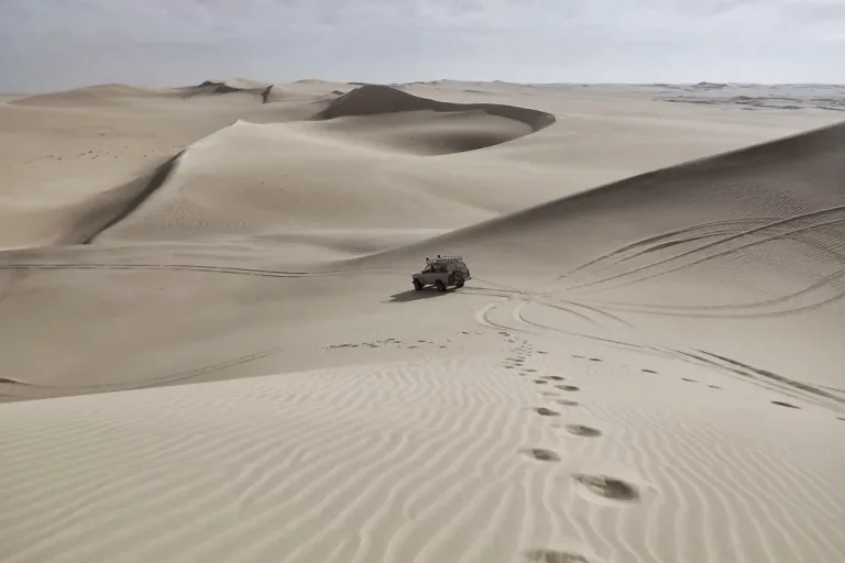 Agadir Desert by 4x4 from Taghazout: Dunes and Sidi R'bat in Agadir, Morocco
